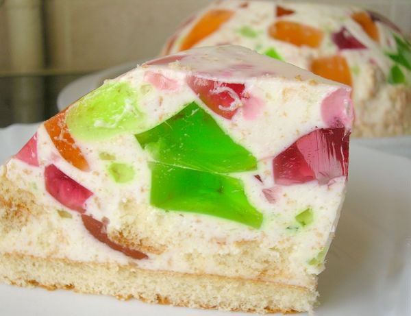 Желейный торт "Битое стекло" с бисквитом. 