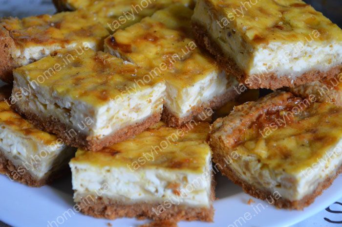 Луковый пирог с сыром